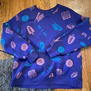 Nike sweatshirt